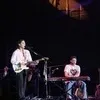 Potret The Rose di LaLaLa Fest 2025 Day 1, Bikin Histeris Bilang 'Aku Cinta Kamu'