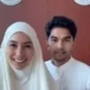 Potret Tyas Mirasih Tampil Berhijab, Siap Berangkat Umroh Bareng Tengku Tezi