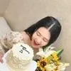 Potret Ulang Tahun Via Vallen, Beli Kue Buat Diri Sendiri?