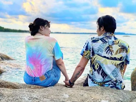 Potret Via Vallen dan Chevra Yolandi yang Makin Mesra, Dapat Sebutan 'Mak Geng dan Pak Geng' - Didoakan Fans Segera Menikah
