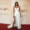 Priyanka Chopra dan Nick Jonas di Red Carpet Piala Oscar, Perjalanan Menantang