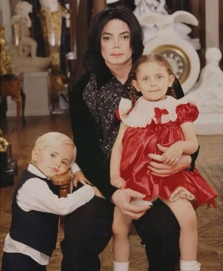 Putri Kecil Michael Jackson Kini Sudah Besar Dan Bikin Semriwing Kapanlagi Com