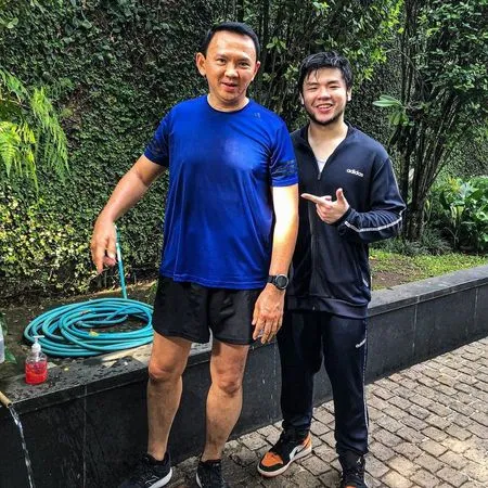 Putuskan Tak Akan Menikah, 8 Potret Terbaru Nicholas Sean Putra Ahok yang Betah Melajang dan Sudah Nyaman Sendiri