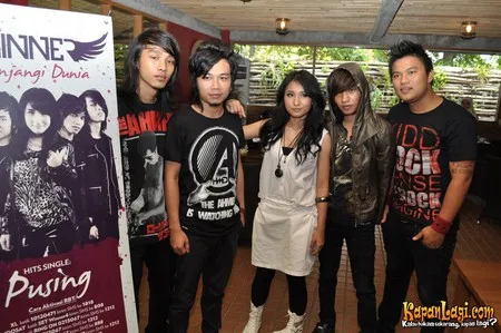 Posan Kotak Dodhy Kangen Band Bentuk Winner Band Kapanlagi Com