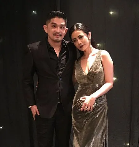 Rayakan Anniversary 3 Tahun Pernikahan, Selvi Kitty Pamer Foto Mesra Bareng Suami Tercinta