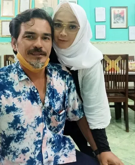 Rina Gunawan Meninggal Dunia, Berikut 10 Foto Kebersamaan Almarhumah dan Sang Suami yang Kini Tinggal Kenangan