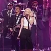 Rose BLACKPINK di Grammy Awards 2026, Cantik di Red Carpet - Perform APT Bareng Bruno Mars