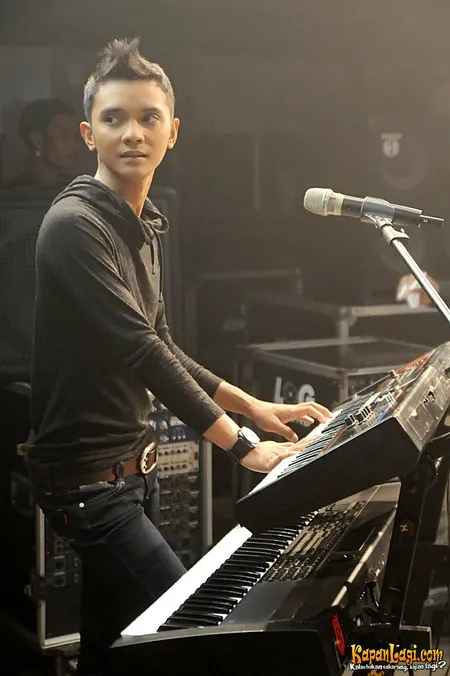 Image Result For Keyboardist Repvblik Image Result For Keyboardist Repvblik