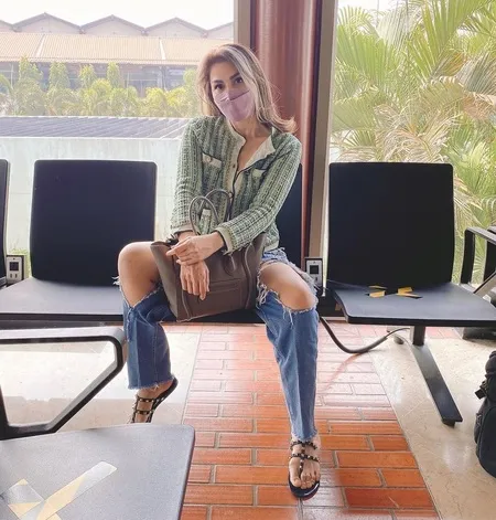 Satu Tahun Jadi Mualaf, Ini 10 Potret DJ Katty Butterfly yang Kini Makin Sering Berpenampilan Terbuka - Kerap Dicibir dan Dihujat Netizen