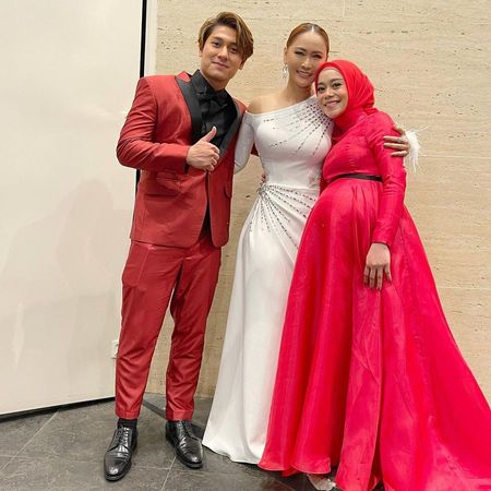 Sedang Hamil Malah Borong Piala, Ini 6 Potret Penampilan Lesti Pamer Baby Bump di IMA 2021 - Cantik Banget dalam Balutan Gaun Merah