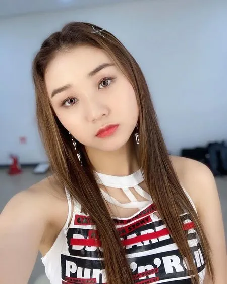Sederet Fakta Menarik Denise SECRET NUMBER yang Punya Julukan Golden Voice di Grupnya Sudah Pengen Jadi Artis Sejak Kecil