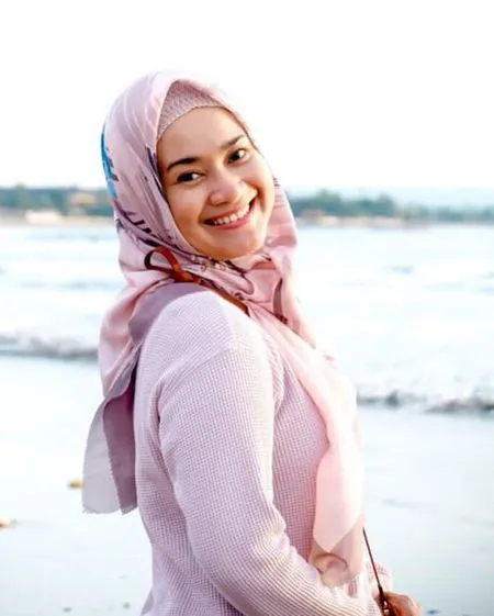 Sederet Gaya Pedangdut Cantik Tanah Air Mantap Berhijab, Ada Cici Paramida yang Makin Anggun dan Ira Swara Tampak Memukau