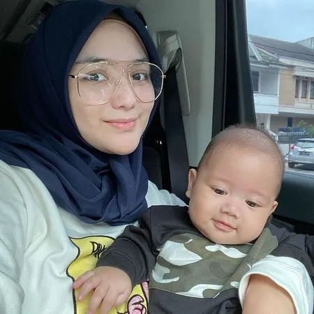Sederet Potret Baby Athar Anak Citra Kirana dan Rezky Aditya Usai Disunat, Nggak Rewel dan Tetap Senyum Sumringah