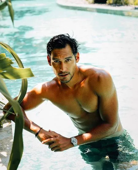 Sederet Potret Kabar Terkini Richard Kyle Makin Hot dan Ganteng, Rajin Olahraga Sampai Berpetualang di Alam Liar
