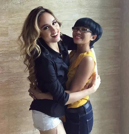 Selamat Hari Ibu Yuk Kenalan Dengan Mama Cantik Seleb Indonesia Kapanlagi Com