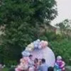 Seleb Datang ke Gender Reveal Steffi Zamora, Bestie Semua dari Syifa Hadju - Mikha Tambayong