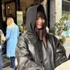 Shin Min Ah dan Kim Woo Bin Honeymoon di Barcelona, Pengantin Baru Full Senyum