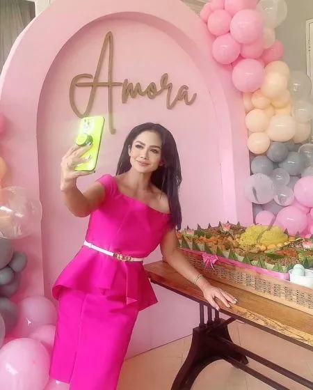 Sister Goals! 7 Potret Kompak Krisdayanti dan Yuni Shara di Acara Ulang Tahun Amora Lemos - Terlihat Awet Muda di Usia Jelang Kepala Lima