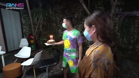 Sudah Seperti Adik Sendiri, Ini 9 Potret Raffi Ahmad dan Nagita Slavina Rayakan Ulang Tahun Dimas Ahmad
