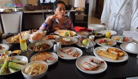Sultan Memang Beda, Ini 9 Potret Menu Makan Nagita Slavina Saat Karantina Sepulang dari Turki, Order Hingga 15 Piring!