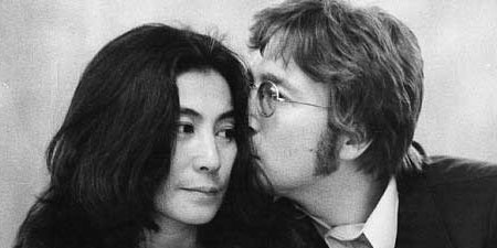 Foto Bugil John Lennon
