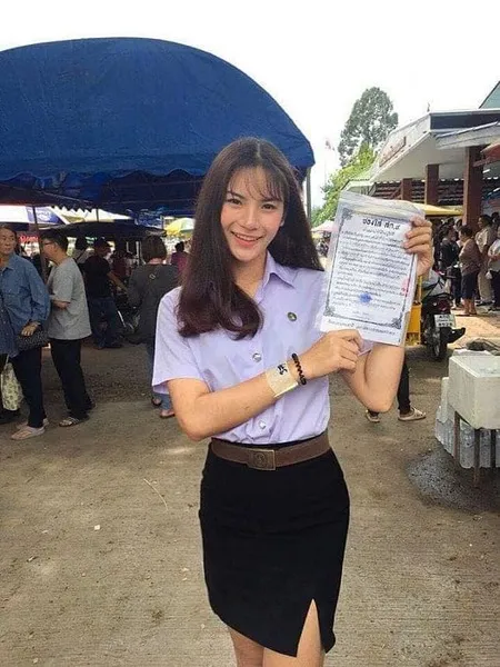 Tak Lupakan Kewajiban, Deretan Transgender Cantik Ini Ikut Seleksi Wajib Militer