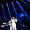 Tampil Anggun Bergaun Putih, Tasya DA7 Hayati Lagu 'Kau Tetap Misteri'