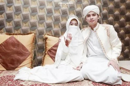 Tanpa Pacaran 9 Pernikahan Artis Taaruf Ini Heboh Penuh Cinta Kapanlagi Com