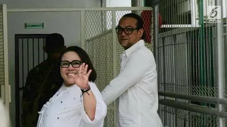 Termasuk Nindy Ayunda, 6 Suami Selebritis Ini Ditangkap Karena Kasus Narkoba