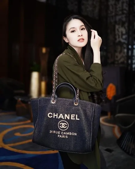 Tetap Bekerja Meski Punya Suami Kaya Raya, Ini 10 Sumber Keuangan Sandra Dewi Dari Berbagai Bisnis