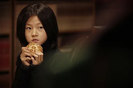 Transformasi Kim Sae Ron, Si Cantik Yang Akting Sejak Kecil