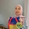 Tya Ariestya Unboxing Hampers Ultah Rayyanza, Berisi Tumblr Unik dan Patung Beruang Lucu