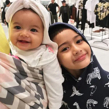 Usia 5 Bulan Queen Eljaz Anak Fairuz A Rafiq Makin Lucu Cantik