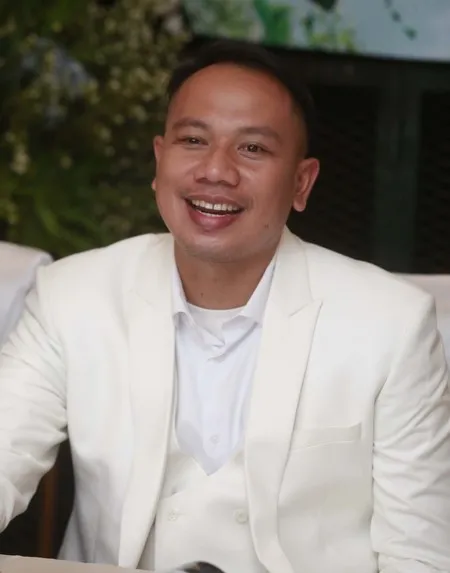 Vicky Prasetyo Blak-Blakan Sebut Hamili Seorang Artis Perempuan, Bahkan Anaknya Kini Telah Berusia 4 Tahun!
