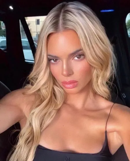 Weekly Hot Instagram: Chrissy Teigen Menangis Usai Keguguran - Donald Trump Positif Corona