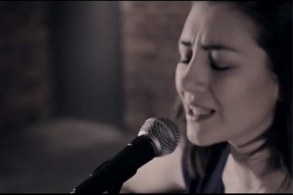 Boyce Avenue - Use Somebody (by Kings Of Leon) Feat Hannah Trigwell