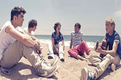Video Klip: One Direction - What Makes You Beautiful | Musik KapanLagi.com - KapanLagi.com