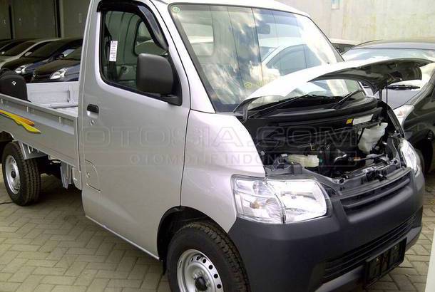 Jual Mobil Daihatsu Gran Max 1.3 Pick Up Bensin 2014 