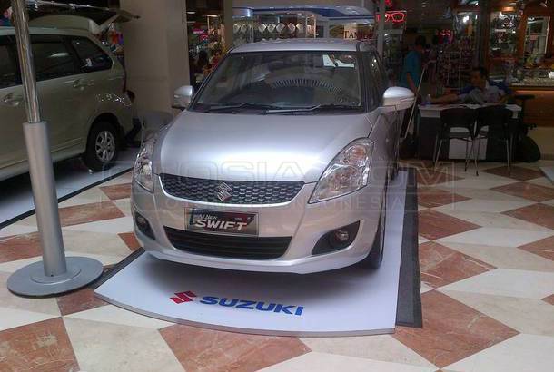 Dijual Mobil Bekas Jakarta Timur - Suzuki Swift 2014