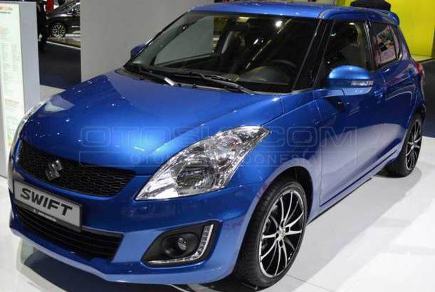 Dijual Mobil Bekas Surabaya - Suzuki Swift 2014