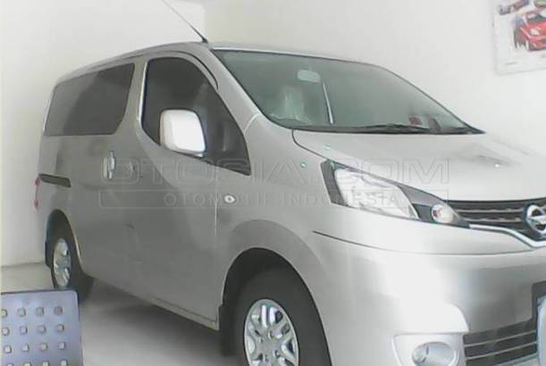 Dijual Mobil Bekas Bandung - Nissan Evalia 2014 Otosia.com
