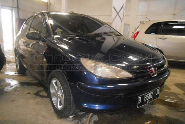 Dijual Mobil Bekas Jakarta Utara - Peugeot 206 2002