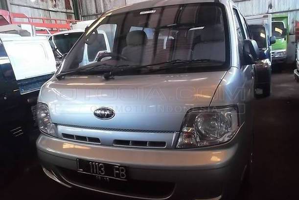 Dijual Mobil Bekas Surabaya - KIA Pregio 2005