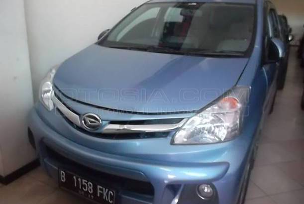 Dijual Mobil Bekas Surabaya - Daihatsu Xenia 2012 