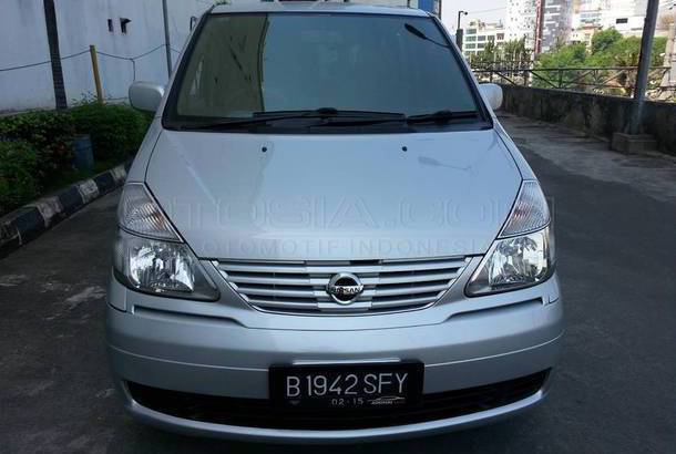 Dijual Mobil Bekas Jakarta Utara - Nissan Serena 2010
