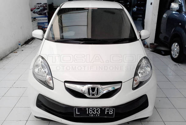 Dijual Mobil Bekas Surabaya - Honda Brio, 2013