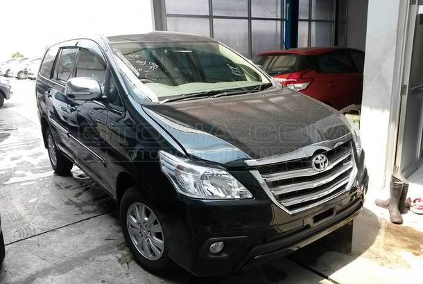 Dijual Mobil Bekas Jakarta Utara - Toyota Kijang Innova 2014