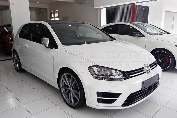 Jual Mobil Volkswagen Golf R 2.0 GTI 2 Door Bensin 2014 