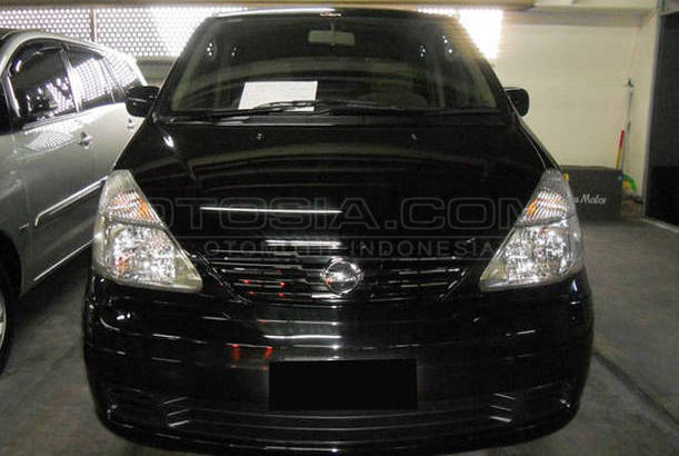 Dijual Mobil Bekas Jakarta Utara - Nissan Serena 2010 