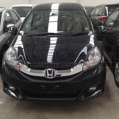 Dijual Mobil Bekas Bekasi - Honda Mobilio 2015 Otosia.com